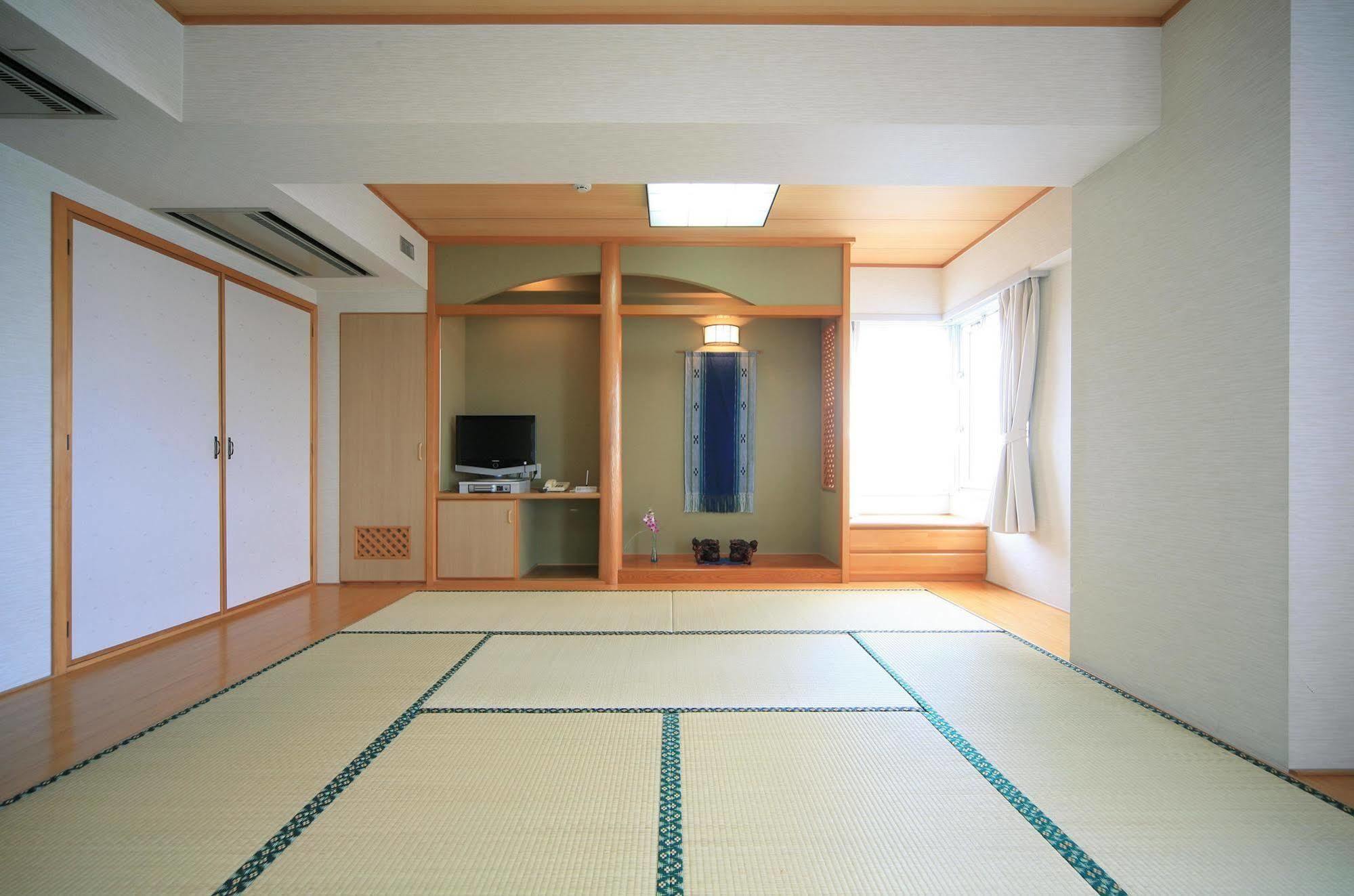 Hotel Granview Ishigaki Ishigaki  Ngoại thất bức ảnh